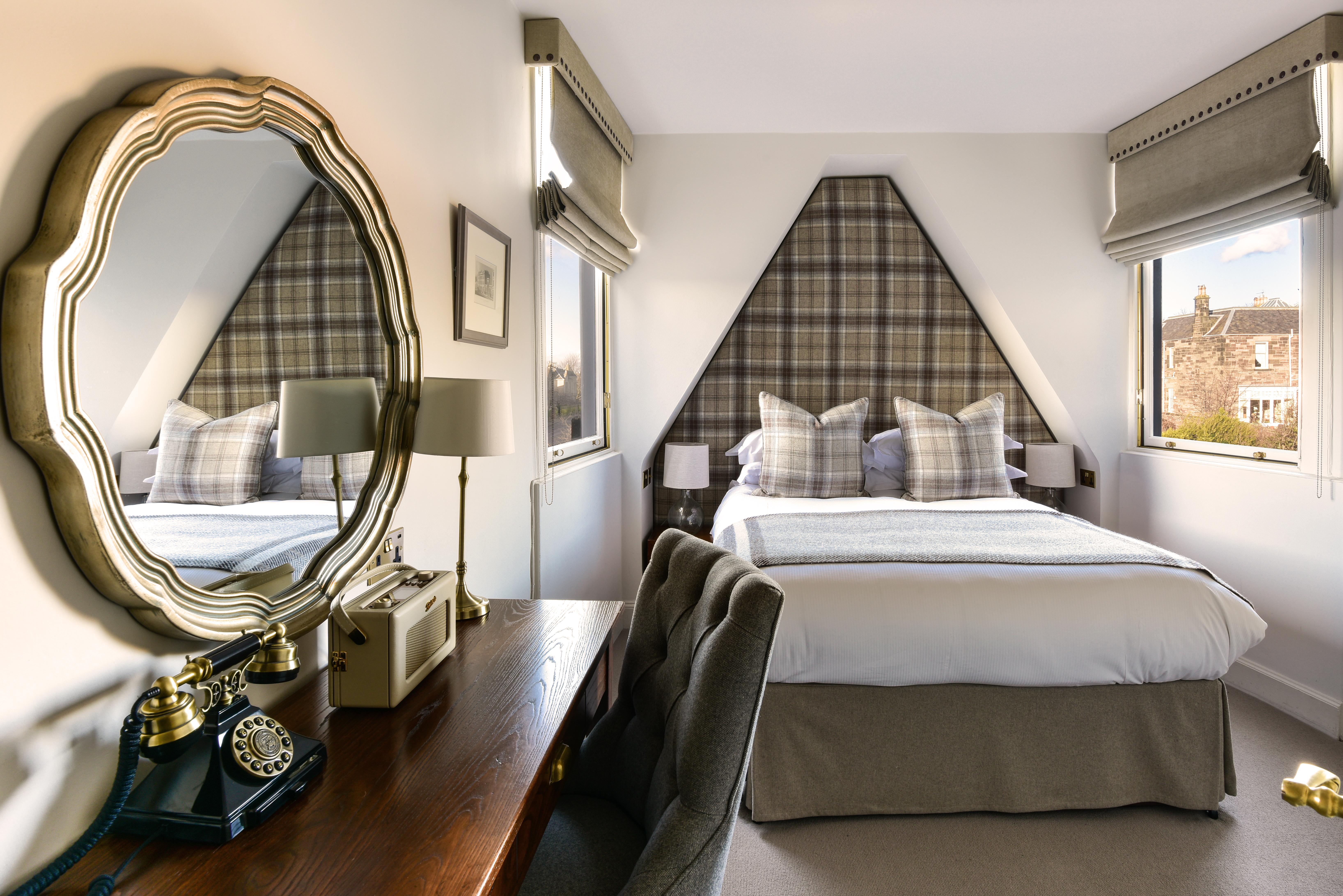 The Roseate Edinburgh - Small Luxury Hotels Of The World Экстерьер фото A bedroom at the hotel