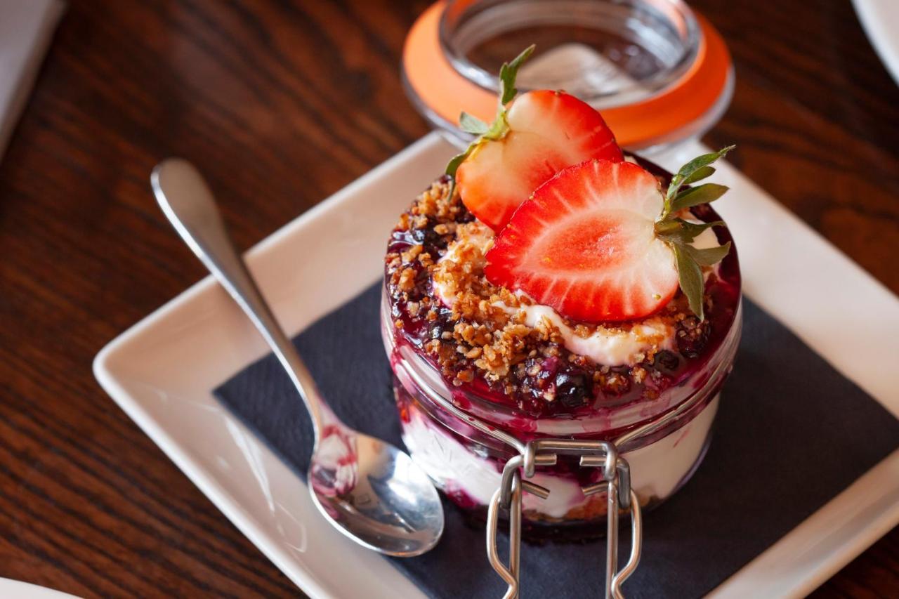 The Roseate Edinburgh - Small Luxury Hotels Of The World Экстерьер фото A parfait