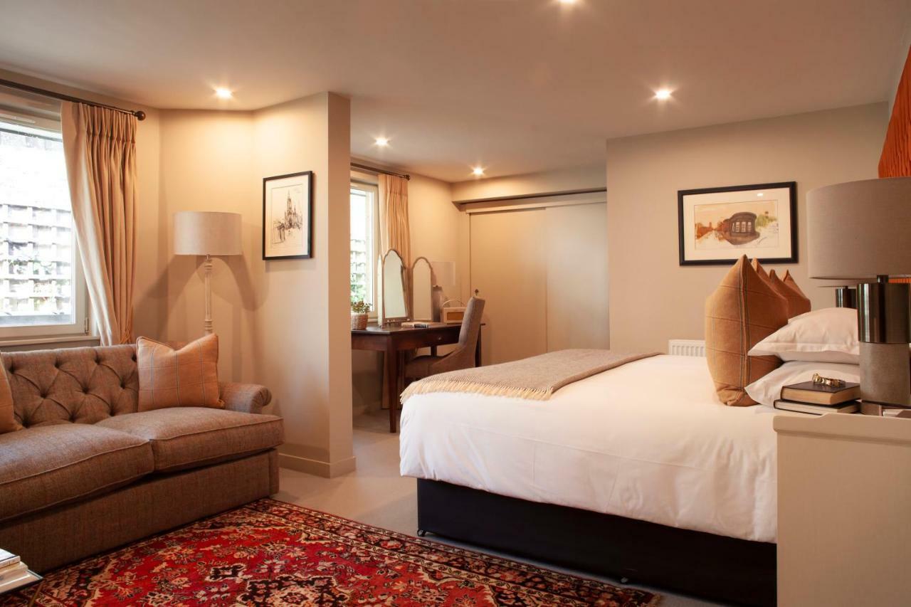 The Roseate Edinburgh - Small Luxury Hotels Of The World Экстерьер фото A suite at the hotel