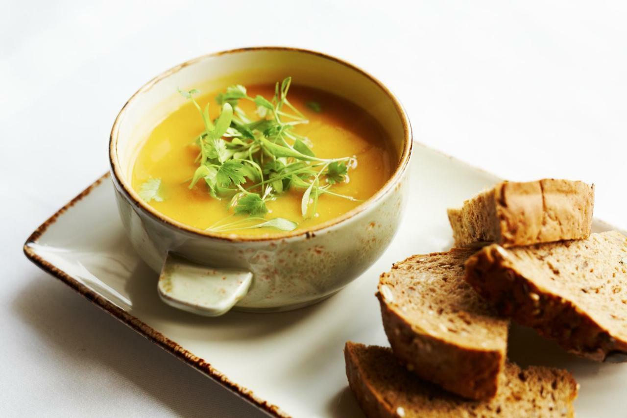 The Roseate Edinburgh - Small Luxury Hotels Of The World Экстерьер фото A bowl of carrot and coriander soup