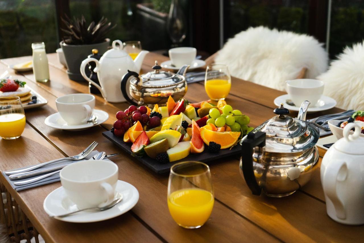 The Roseate Edinburgh - Small Luxury Hotels Of The World Экстерьер фото A breakfast table
